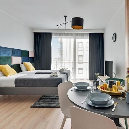 Apartament Walowa Stara Stocznia Gdańsk Exteriör bild