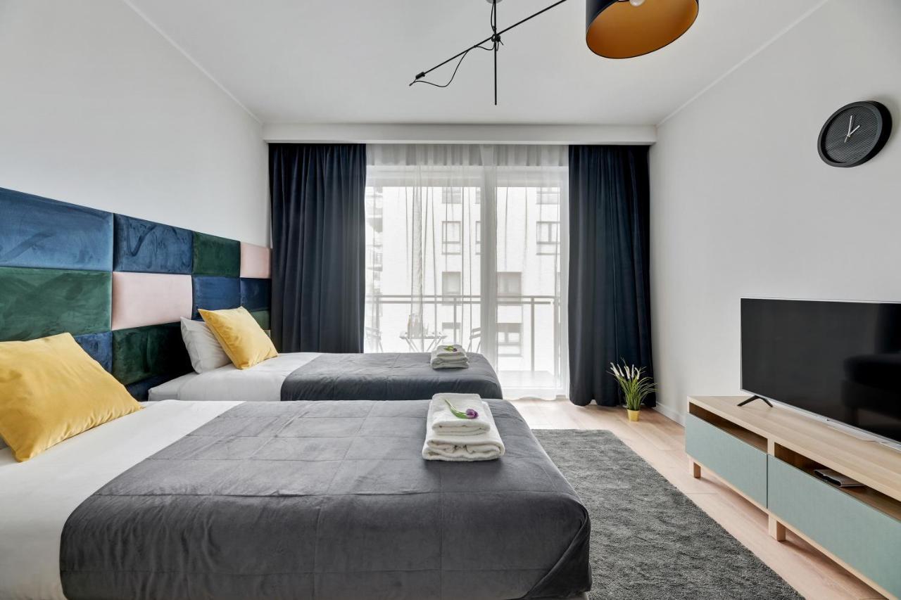 Apartament Walowa Stara Stocznia Gdańsk Exteriör bild