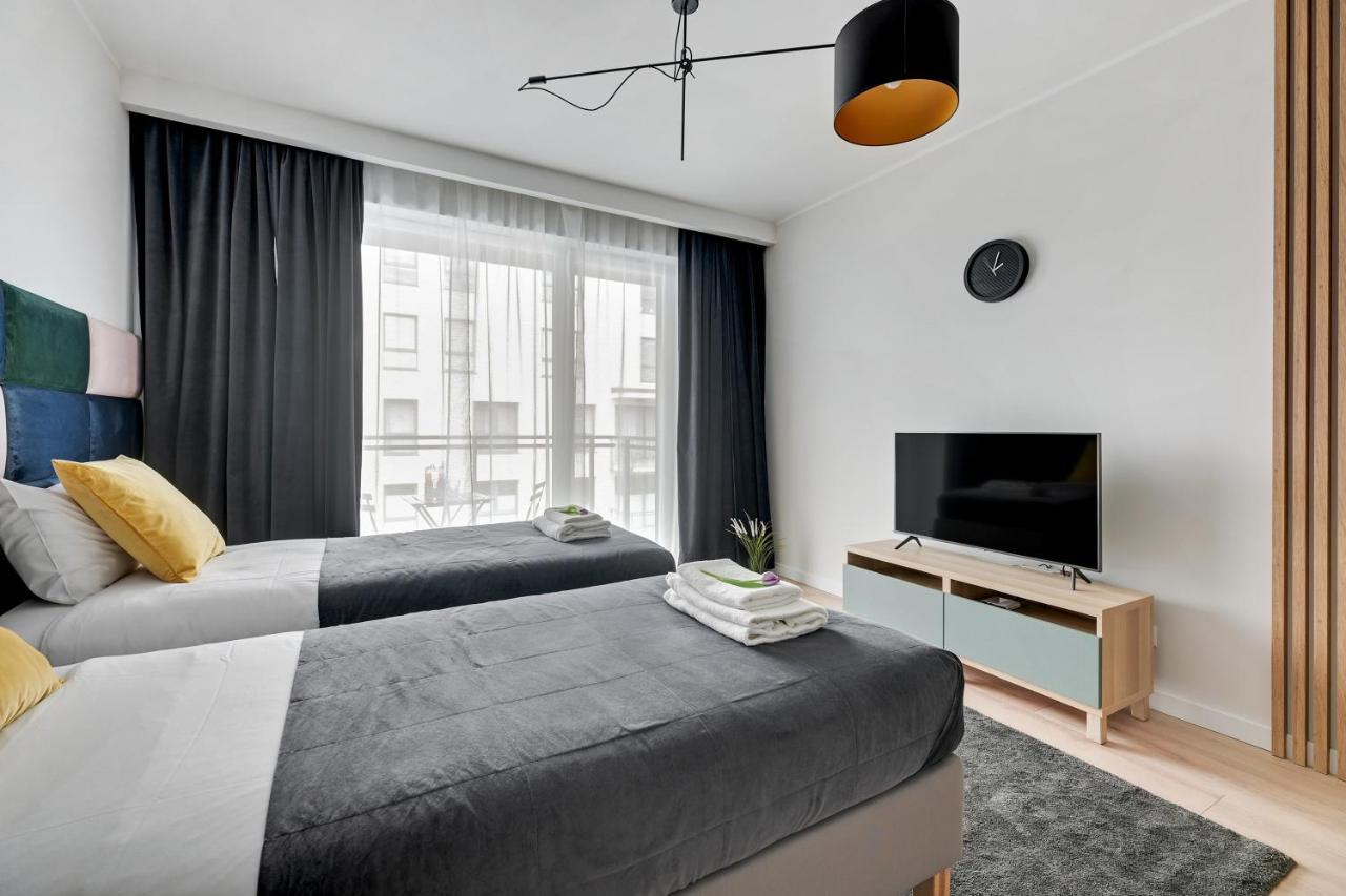 Apartament Walowa Stara Stocznia Gdańsk Exteriör bild